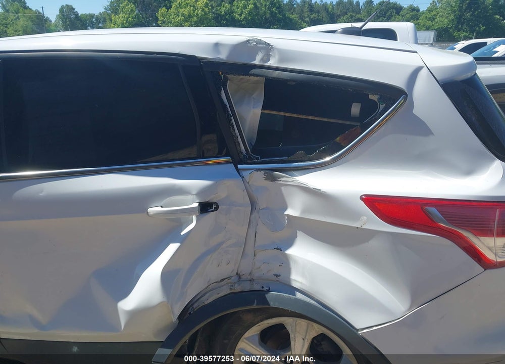 2016 FORD ESCAPE SE VIN: 1FMCU0G79GUC19736