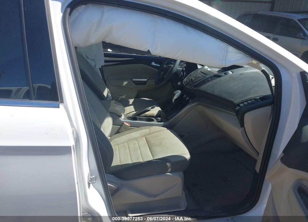 2016 FORD ESCAPE SE VIN: 1FMCU0G79GUC19736