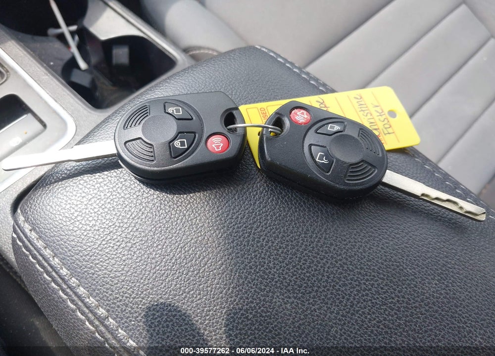 2018 FORD ESCAPE S VIN: 1FMCU0F78JUD08366