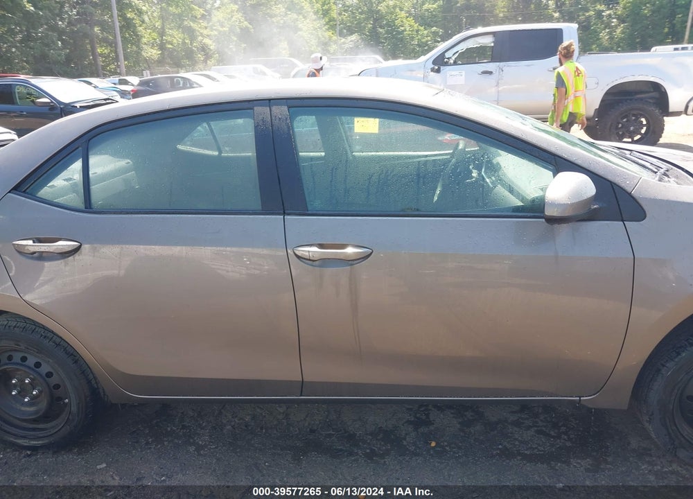 2019 TOYOTA COROLLA LE VIN: 2T1BURHE9KC241131