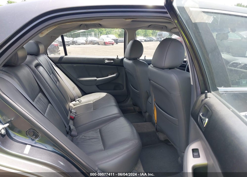 2005 HONDA ACCORD 3.0 EX VIN: 1HGCM66565A074002