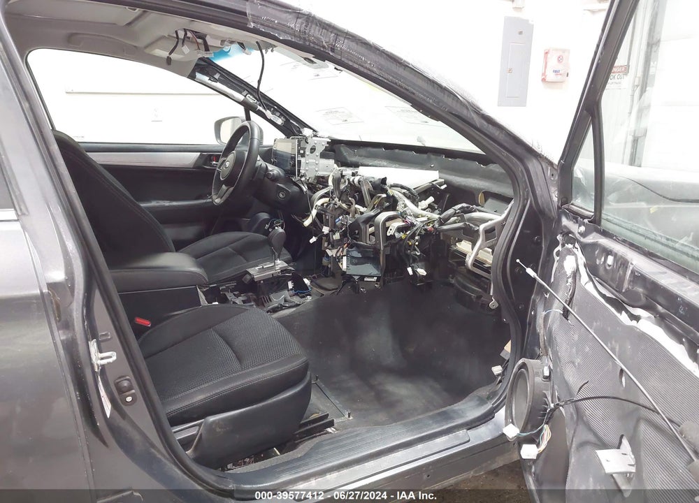 2018 SUBARU OUTBACK 2.5I PREMIUM VIN: 4S4BSAHC8J3356912
