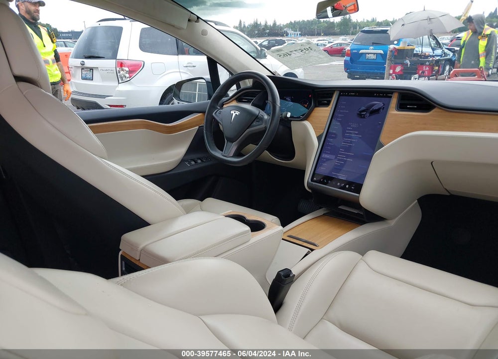 2018 TESLA MODEL X 100D/75D/P100D VIN: 5YJXCDE23JF133667