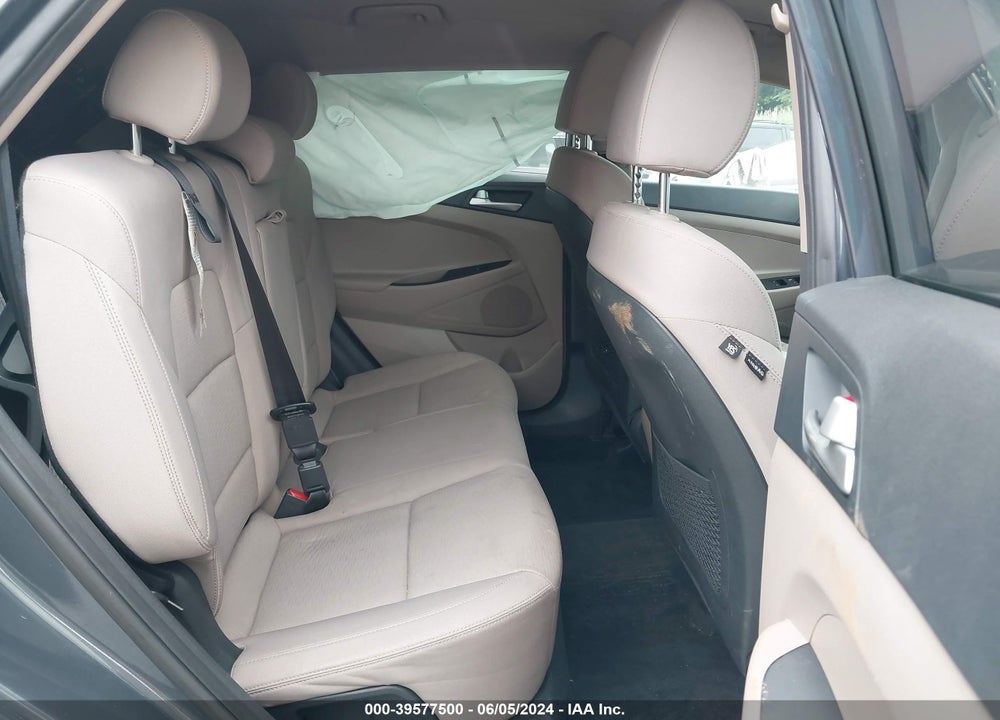 2019 HYUNDAI TUCSON SE VIN: KM8J23A47KU067865