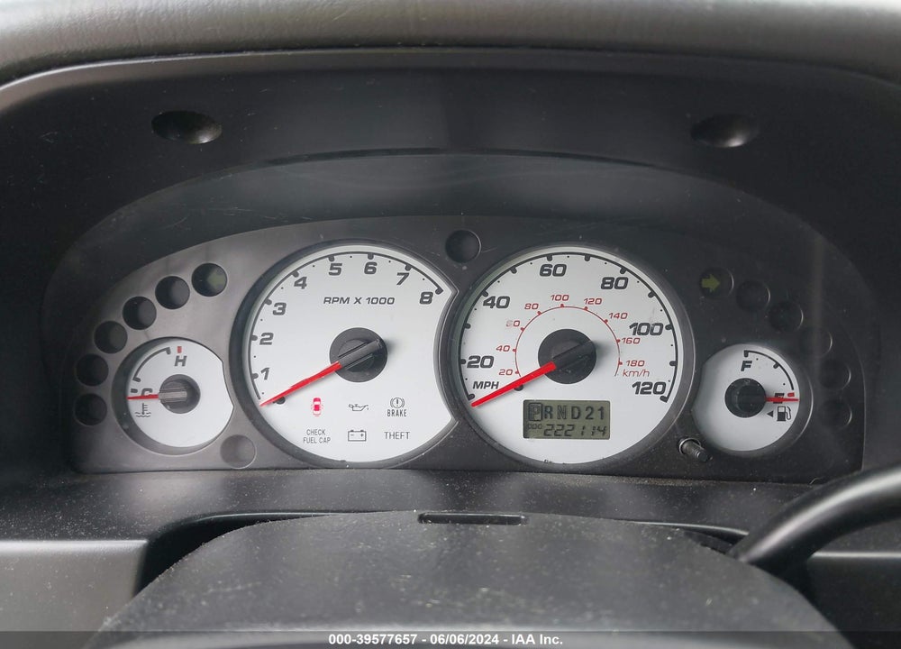 2004 FORD ESCAPE XLT VIN: 1FMYU03134KB38150