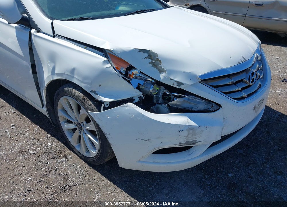 2011 HYUNDAI SONATA LIMITED 2.0T VIN: 5NPEC4AB3BH202387
