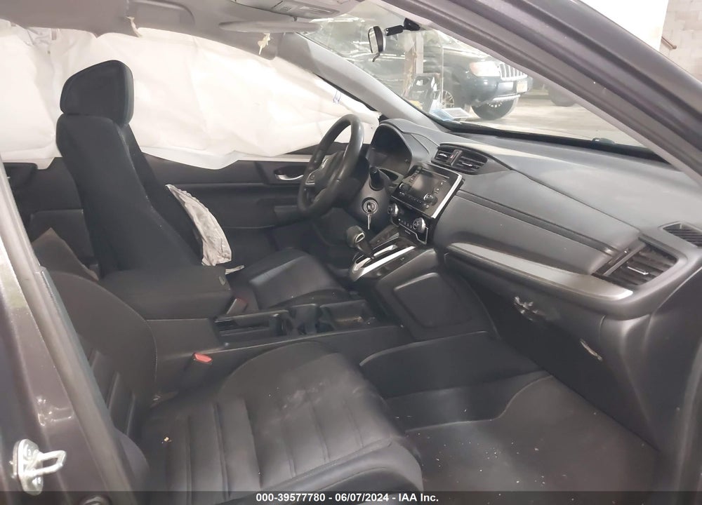 2019 HONDA CR-V LX VIN: 2HKRW6H30KH226875