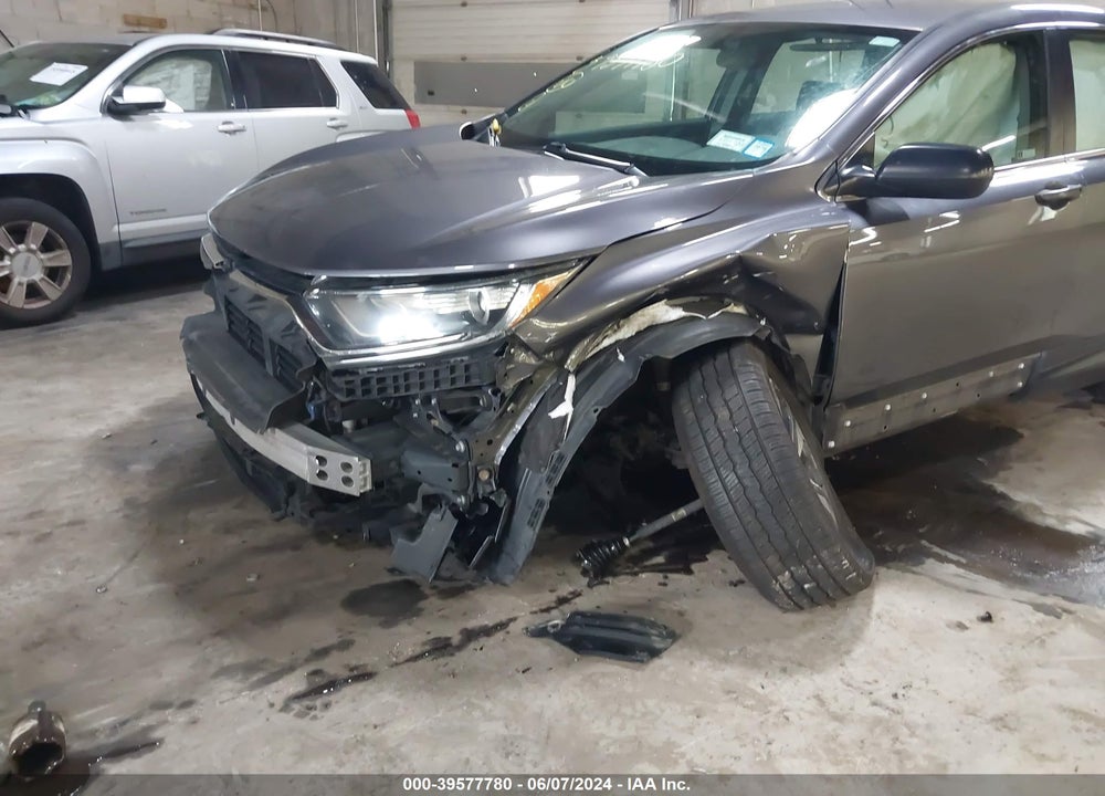 2019 HONDA CR-V LX VIN: 2HKRW6H30KH226875
