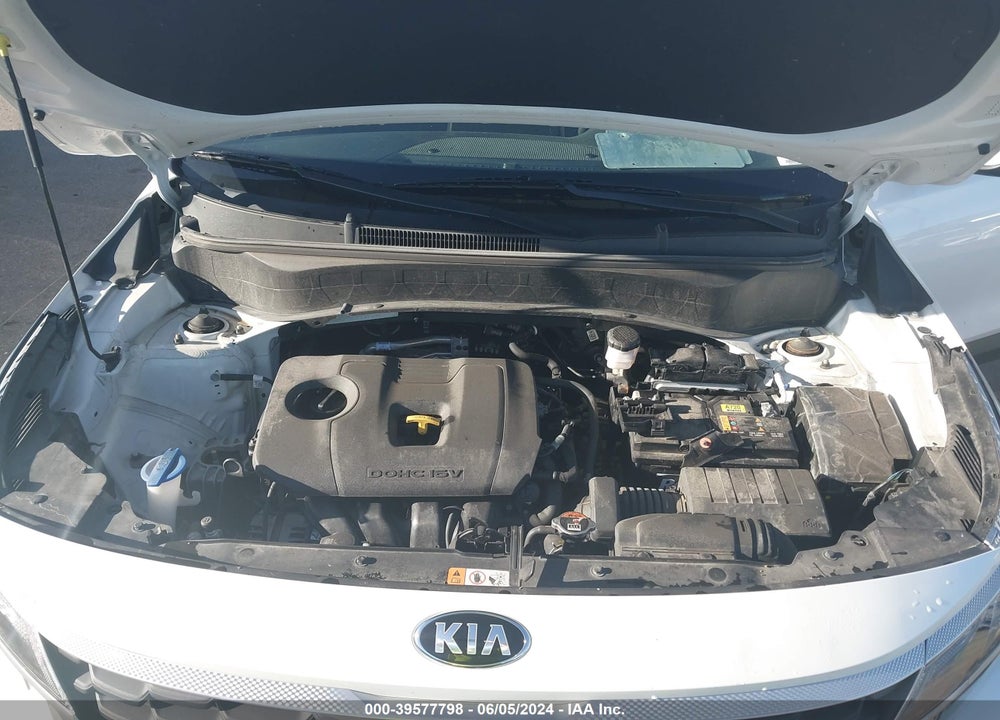 2021 KIA SELTOS LX VIN: KNDEPCAAXM7179137