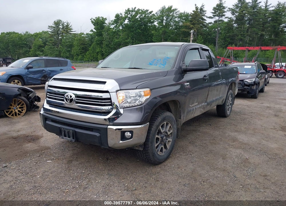 2016 TOYOTA TUNDRA SR5 5.7L V8 VIN: 5TFUY5F15GX550948