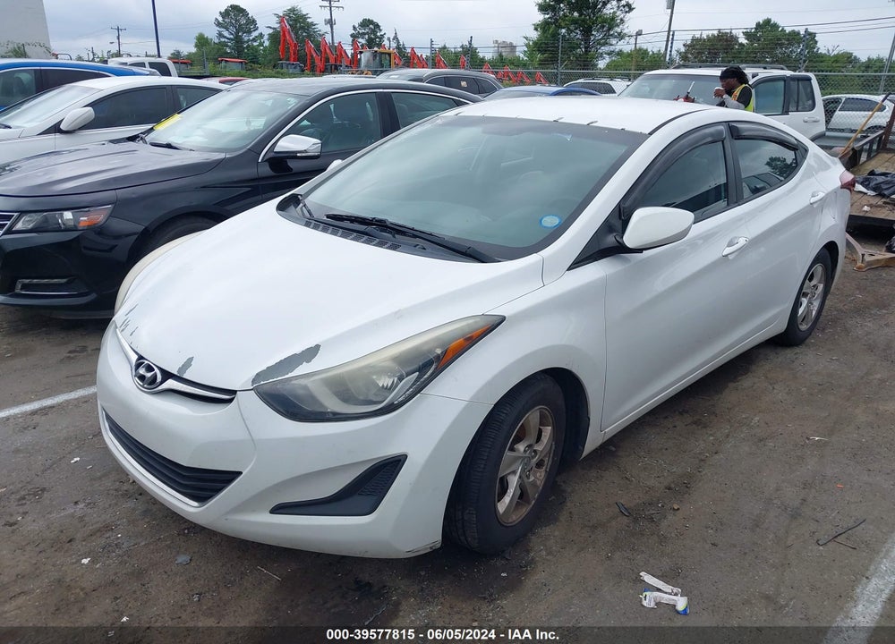 2015 HYUNDAI ELANTRA SE VIN: 5NPDH4AE8FH648211