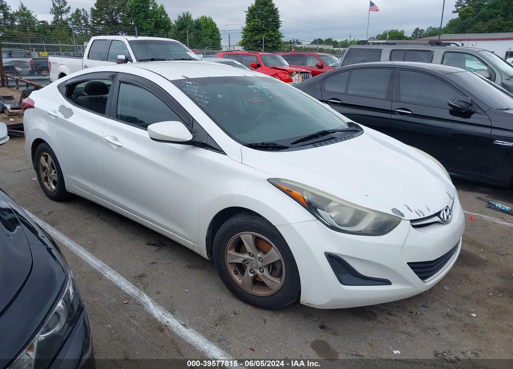 2015 HYUNDAI ELANTRA SE VIN: 5NPDH4AE8FH648211