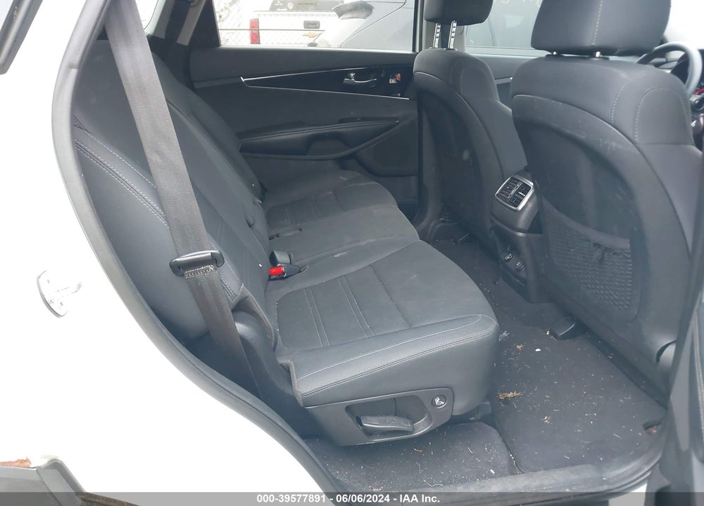 2020 KIA SORENTO 2.4L LX VIN: 5XYPGDA34LG689579