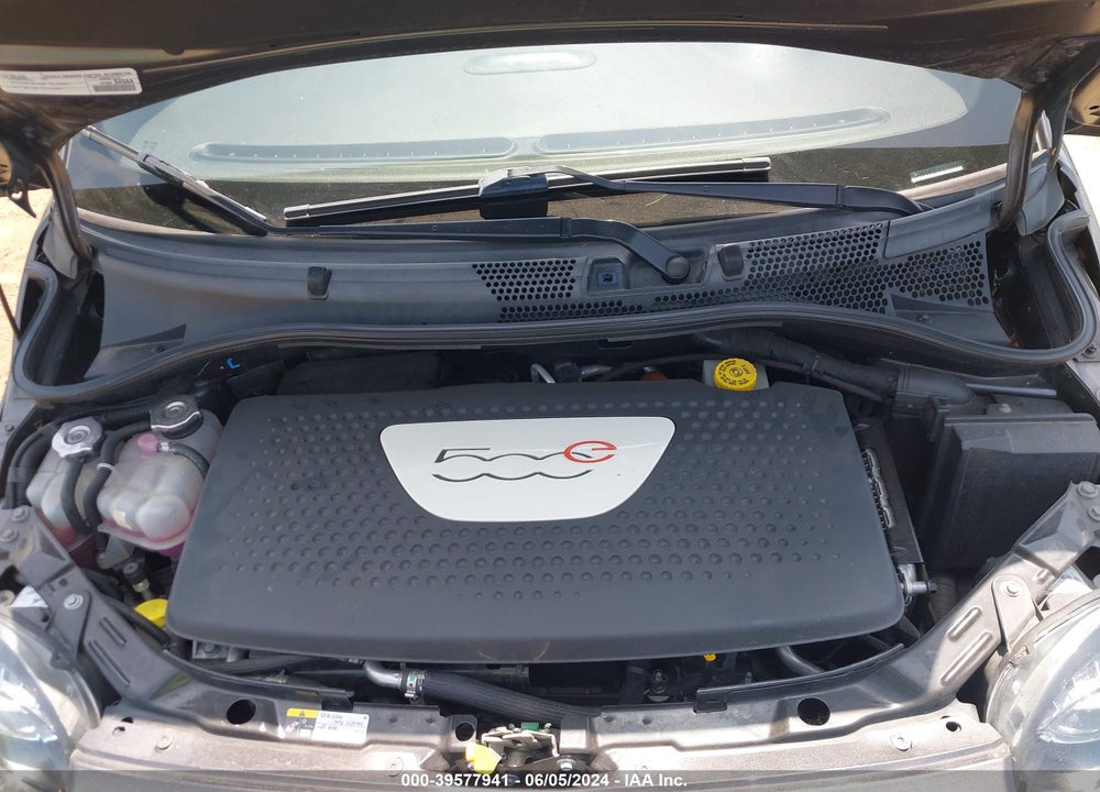 2017 FIAT 500E BATTERY ELECTRIC VIN: 3C3CFFGE5HT580090