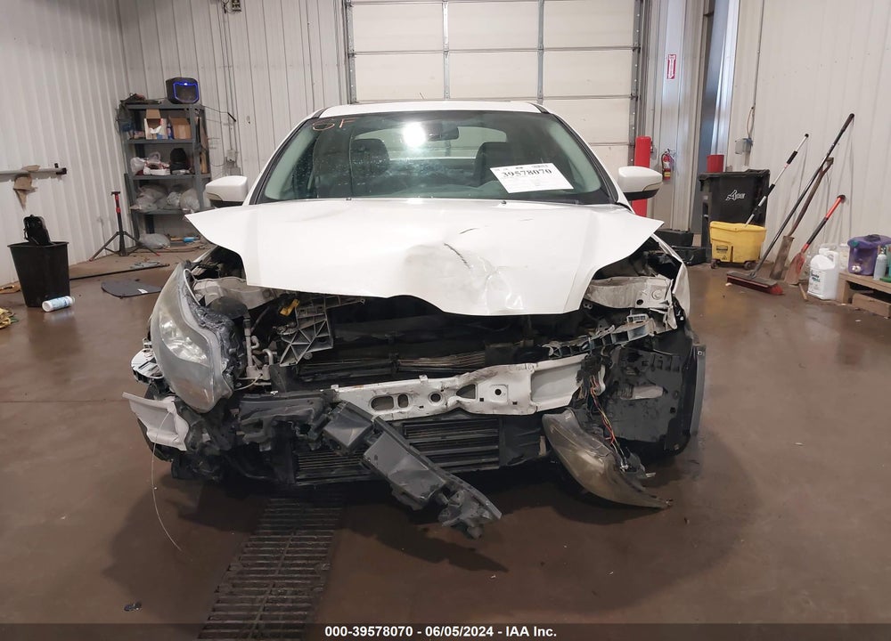 2012 FORD FOCUS TITANIUM VIN: 1FAHP3J28CL466641