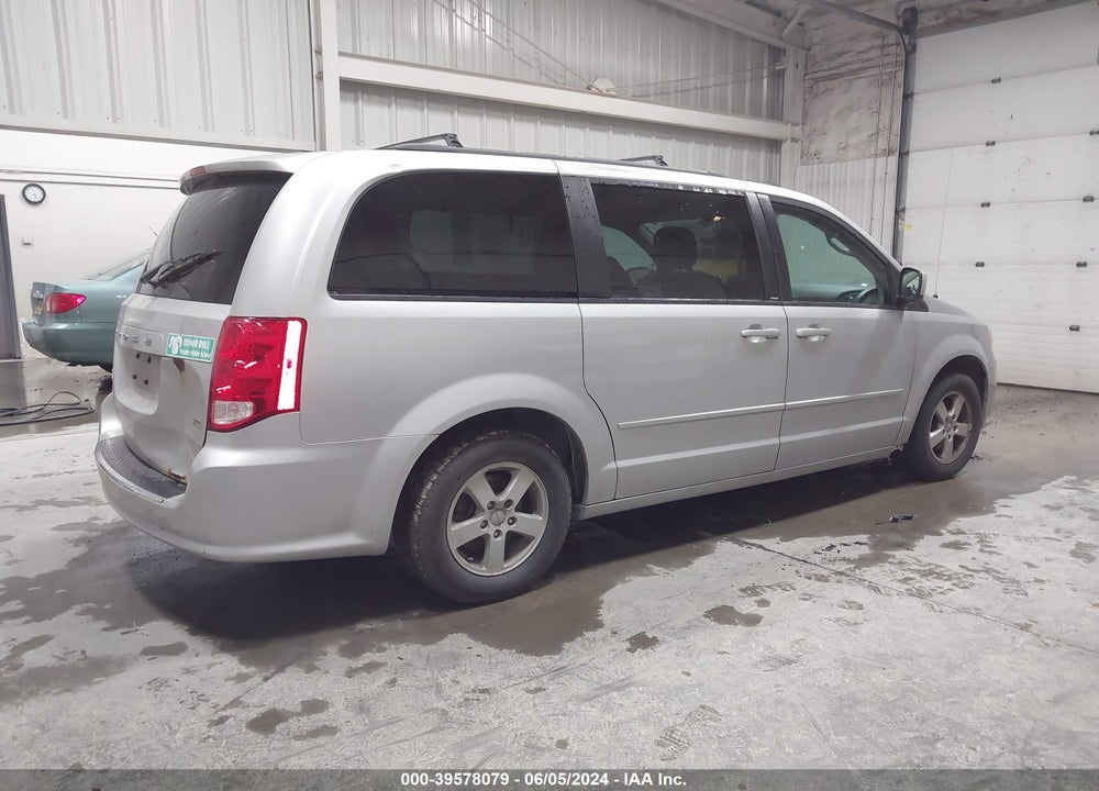 2011 DODGE GRAND CARAVAN MAINSTREET VIN: 2D4RN3DG0BR752455
