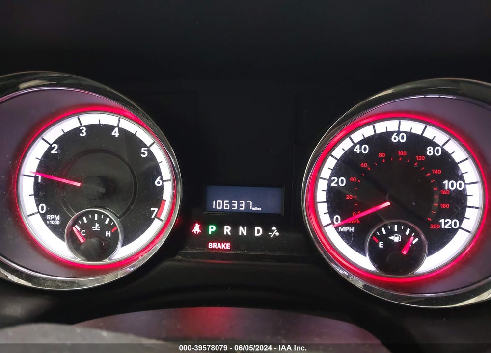 2011 DODGE GRAND CARAVAN MAINSTREET VIN: 2D4RN3DG0BR752455
