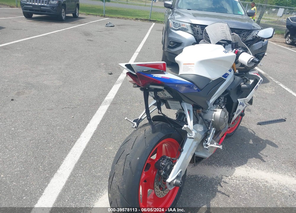 2022 APRILIA RS 660 FACTORY LIMITED EDITION VIN: ZD4KSUP08NS000313