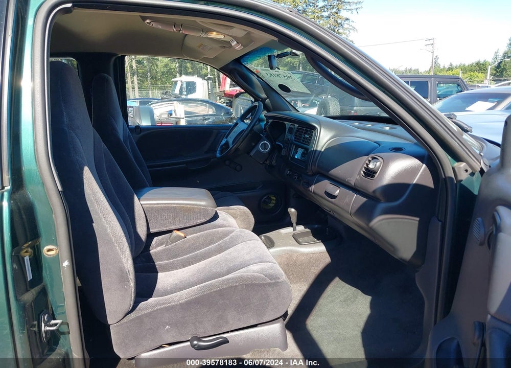 2000 DODGE DAKOTA SLT/SPORT VIN: 1B7GG22N6YS583818