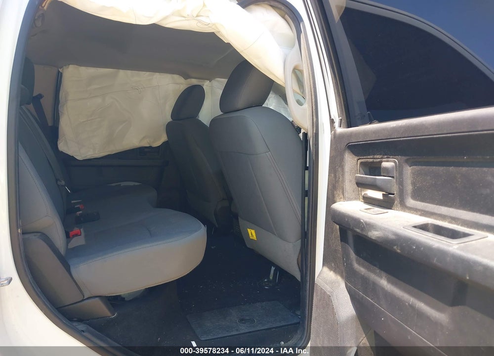 2014 RAM 2500 TRADESMAN VIN: 3C6UR5CLXEG156681