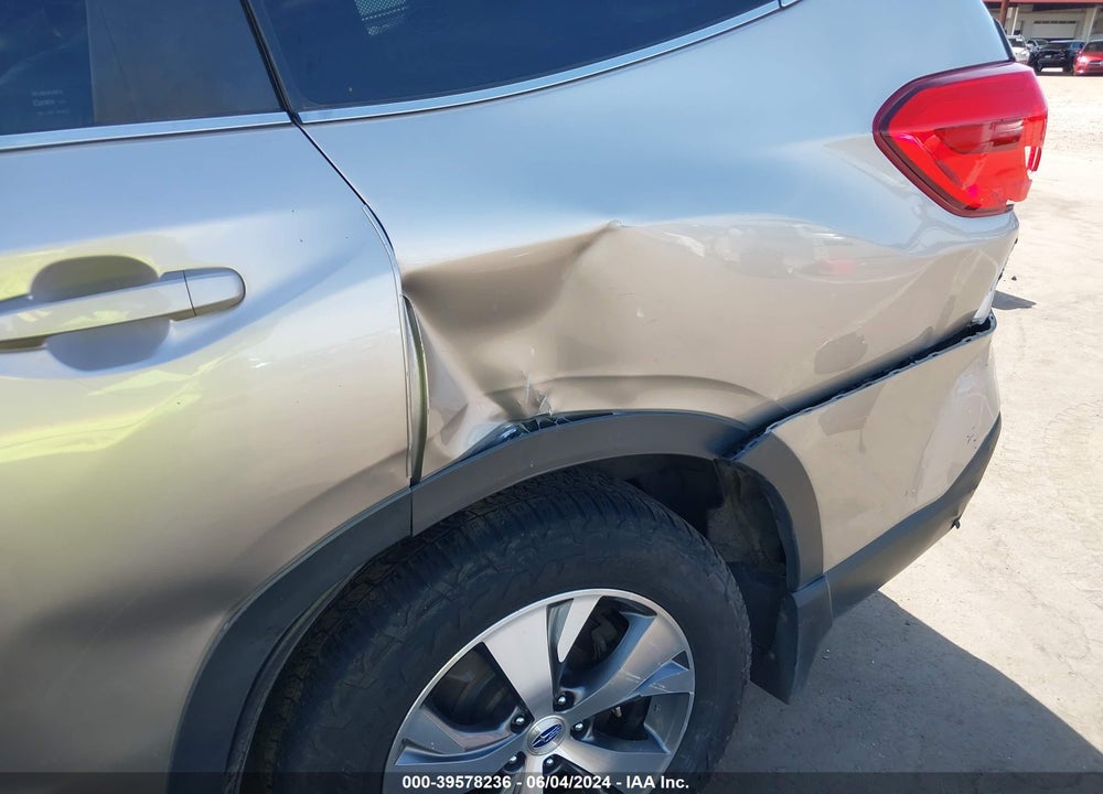 2019 SUBARU ASCENT PREMIUM VIN: 4S4WMAFD5K3419053