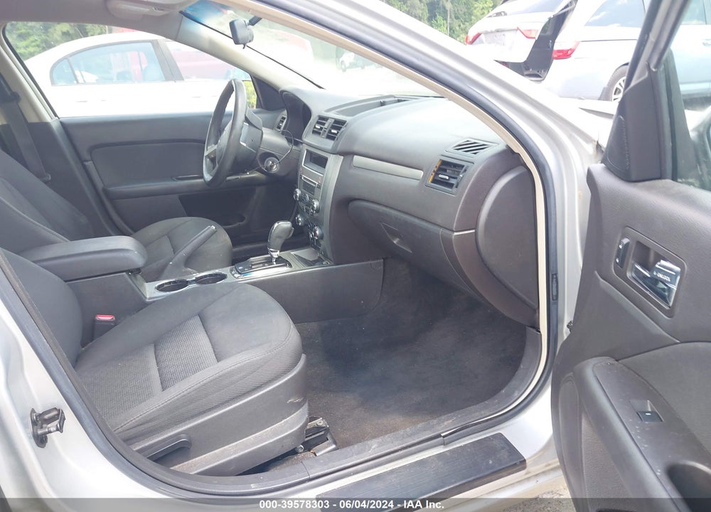 2010 FORD FUSION SE VIN: 3FAHP0HG4AR340307
