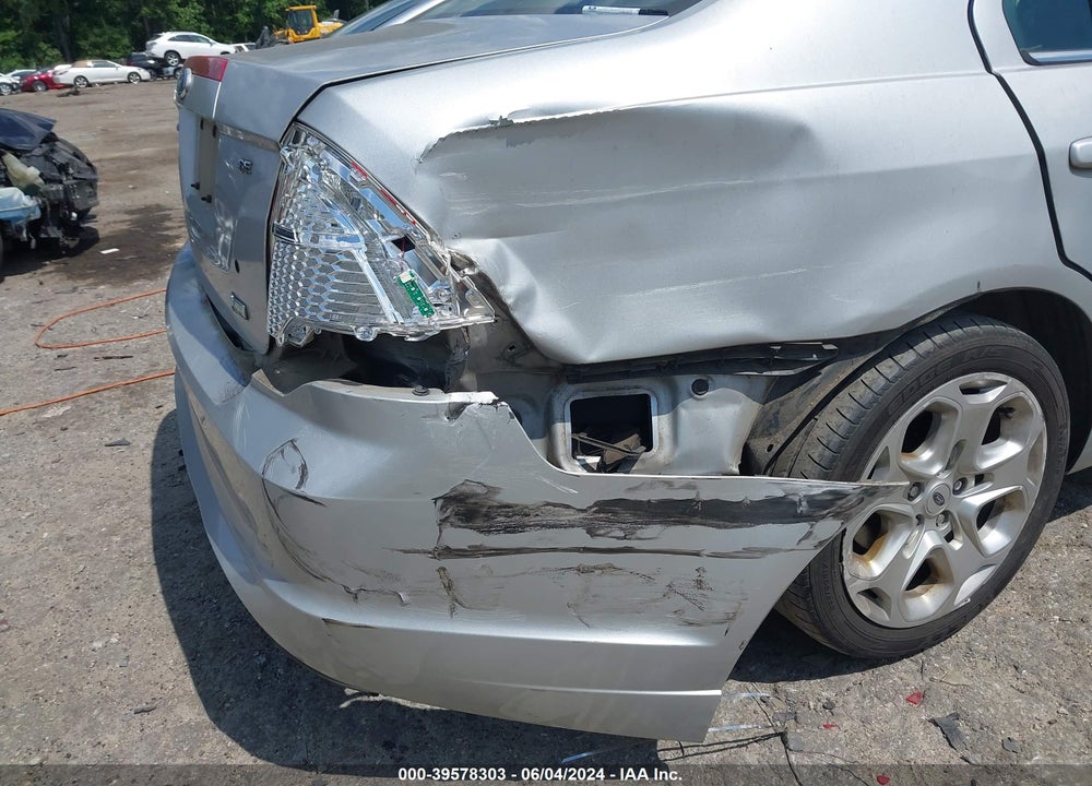 2010 FORD FUSION SE VIN: 3FAHP0HG4AR340307