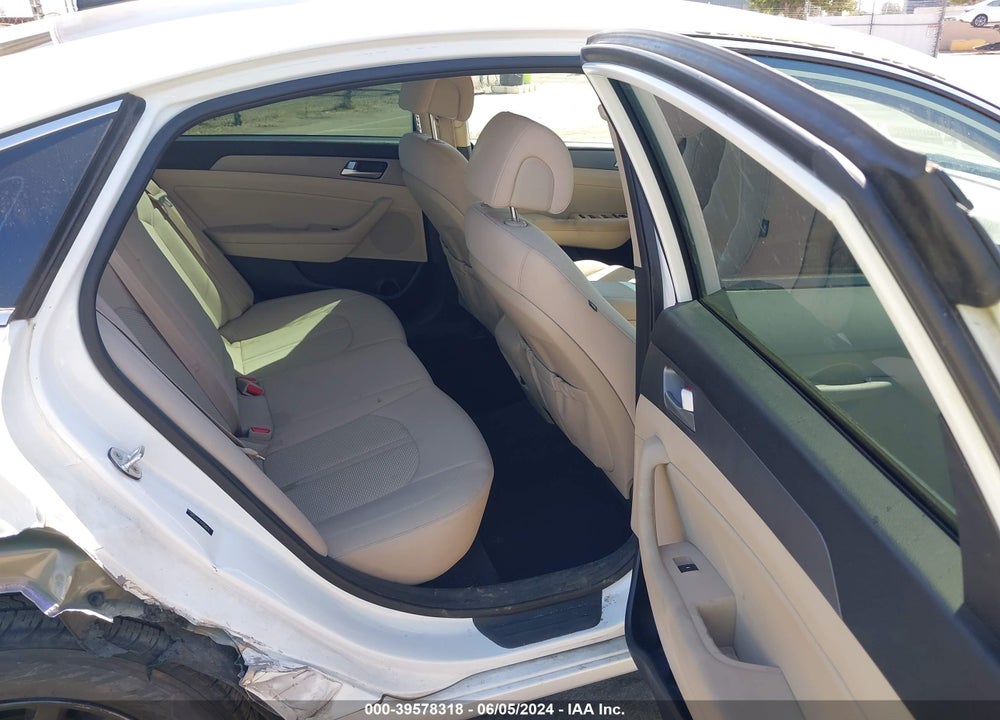 2015 HYUNDAI SONATA SE VIN: 5NPE24AF1FH259974