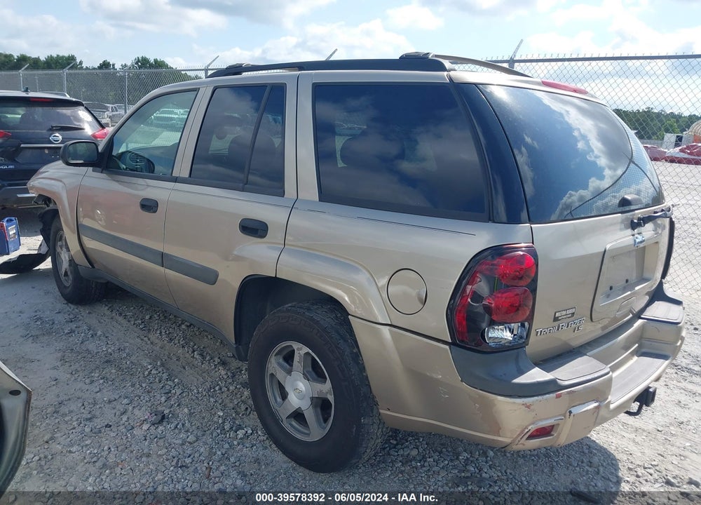 2005 CHEVROLET TRAILBLAZER LS VIN: 1GNDS13SX52238729
