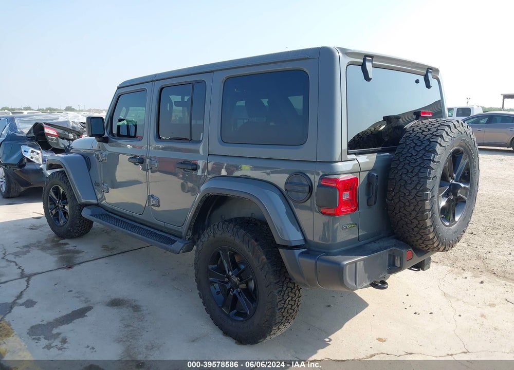 2021 JEEP WRANGLER UNLIMITED SAHARA ALTITUDE 4X4 VIN: 1C4HJXEM5MW550043