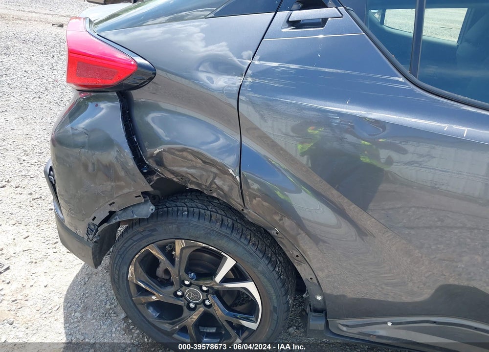 2020 TOYOTA C-HR XLE VIN: JTNKHMBX4L1092419