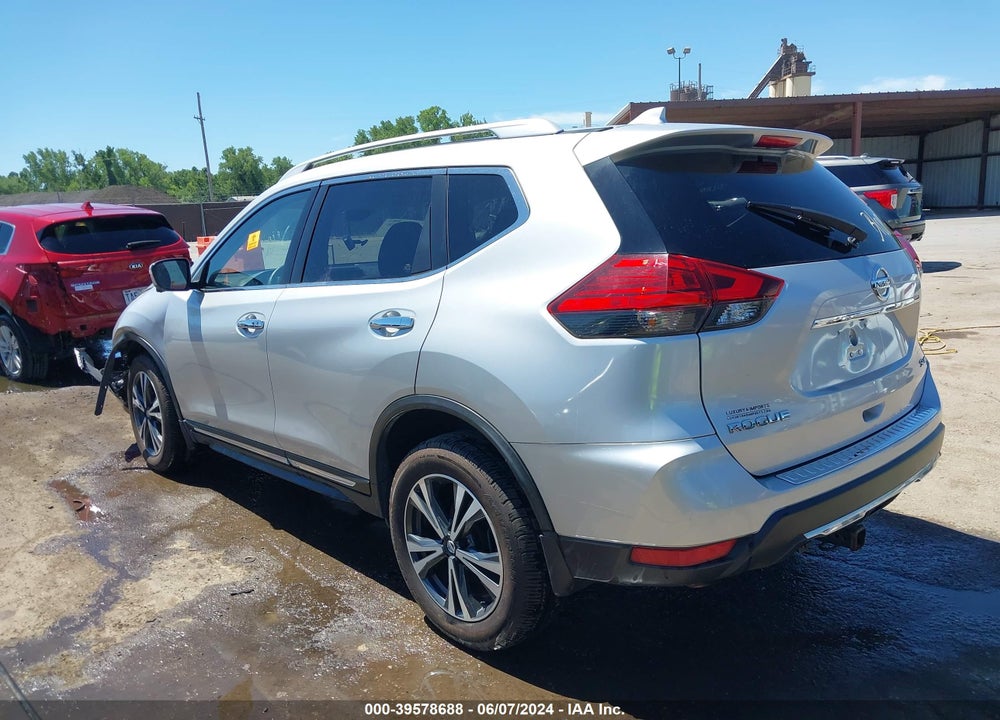 2017 NISSAN ROGUE SL VIN: JN8AT2MV0HW019044