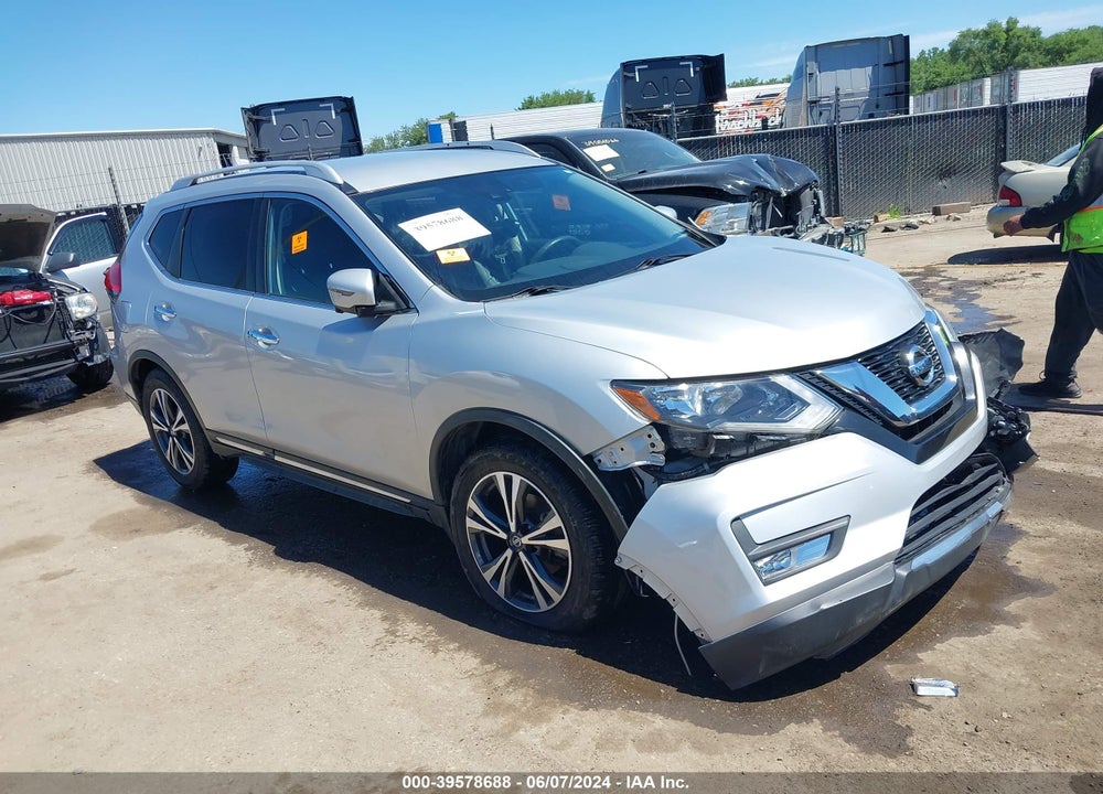 2017 NISSAN ROGUE SL VIN: JN8AT2MV0HW019044