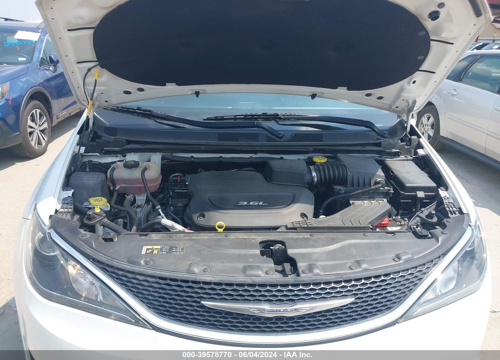 2017 CHRYSLER PACIFICA TOURING PLUS VIN: 2C4RC1BG4HR811283
