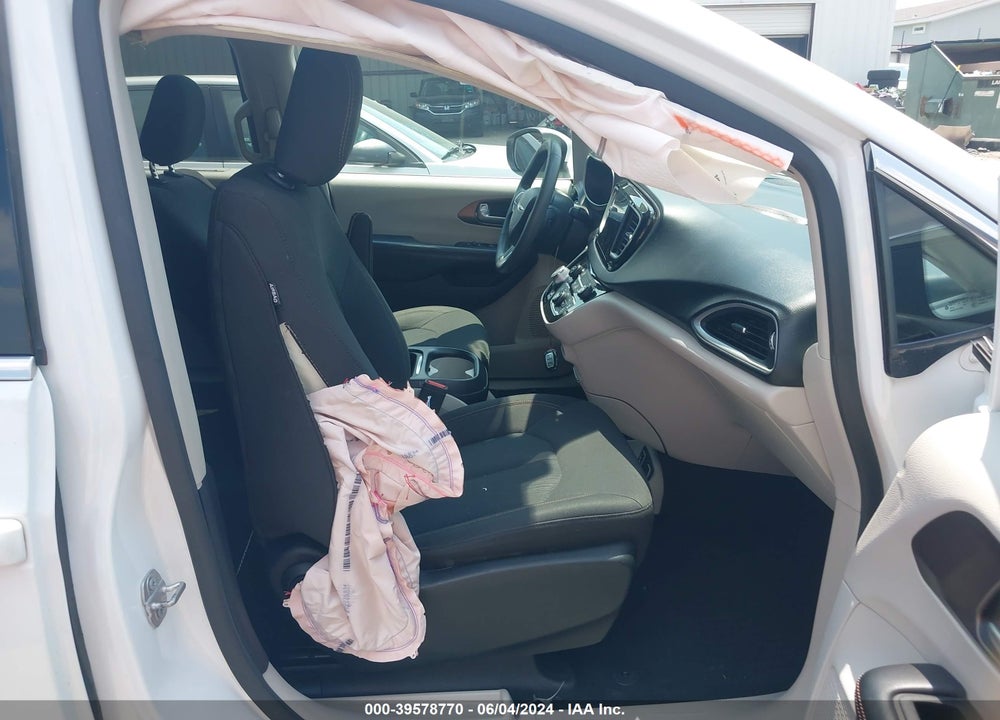 2017 CHRYSLER PACIFICA TOURING PLUS VIN: 2C4RC1BG4HR811283