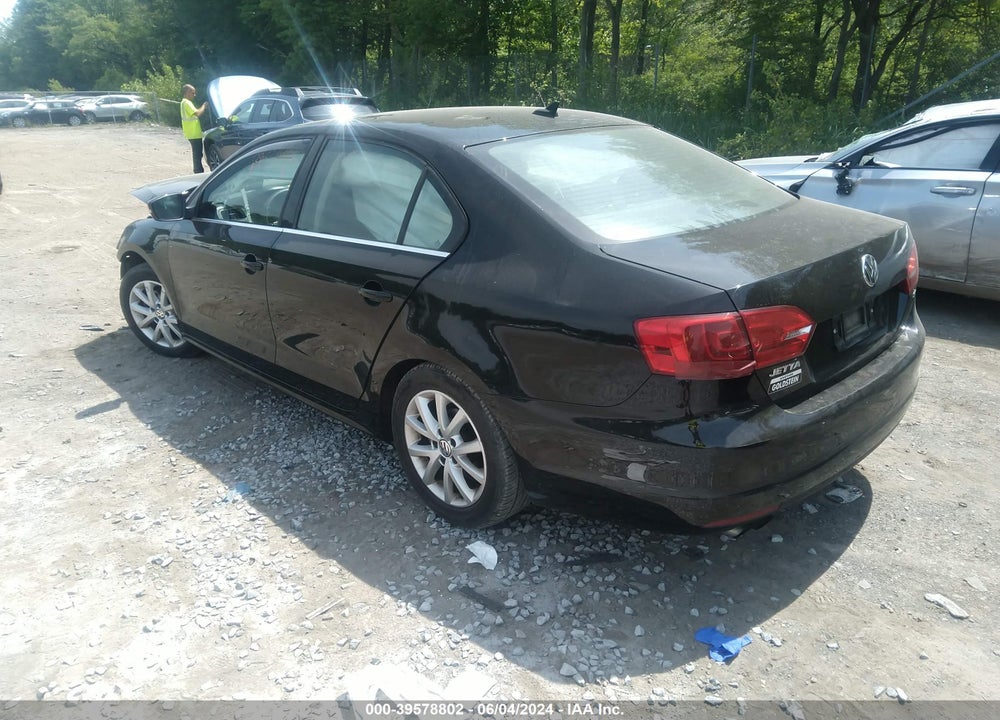 2014 VOLKSWAGEN JETTA 1.8T SE VIN: 3VWD17AJ6EM433046