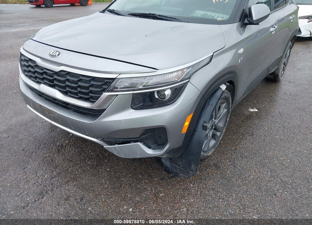 2021 KIA SELTOS LX VIN: KNDEPCAA8M7211289