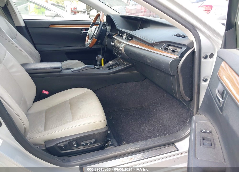 2013 LEXUS ES 300H VIN: JTHBW1GGXD2031099