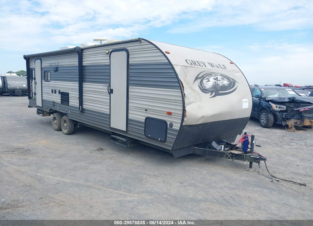 2018 FOREST RIVER GREY WOLF M-26RL VIN: 4X4TCKB22JK047092