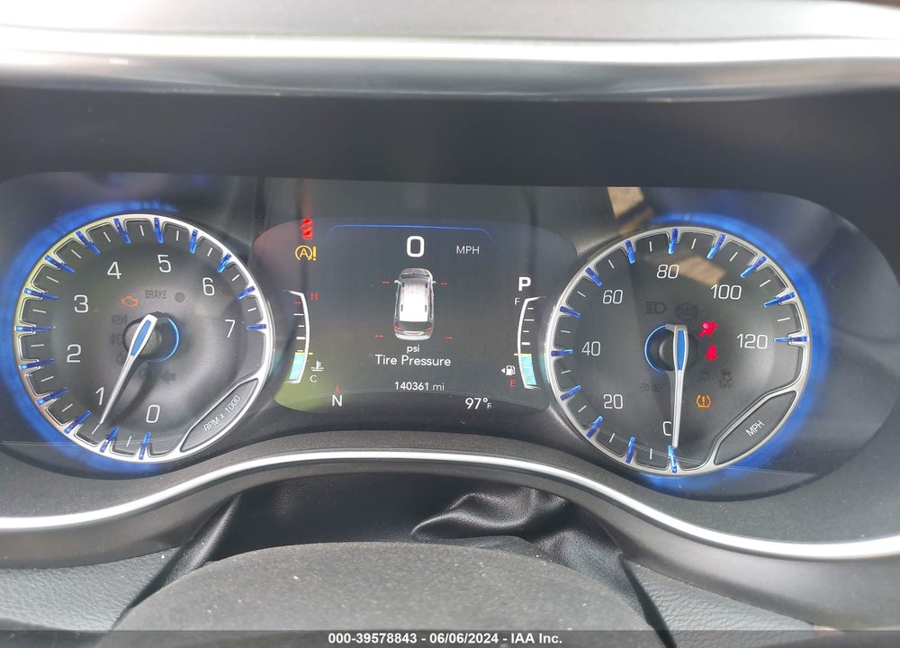 2019 CHRYSLER PACIFICA LIMITED VIN: 2C4RC1GG8KR617226