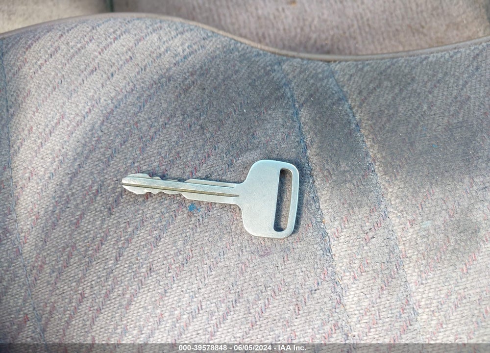 1996 TOYOTA TACOMA VIN: 4TANL42NXTZ215958