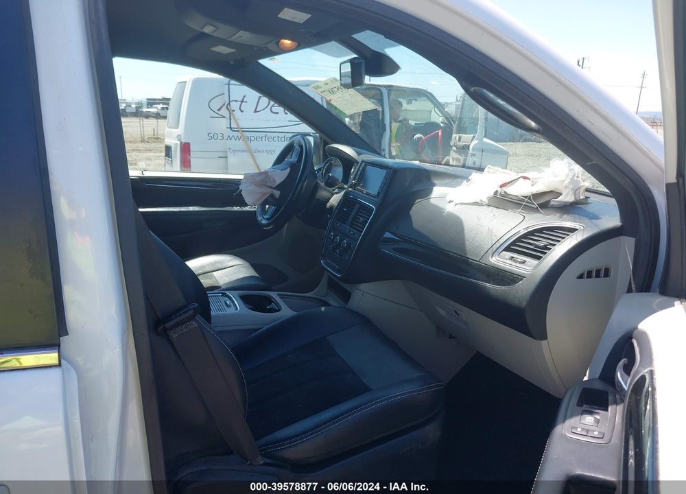 2019 DODGE GRAND CARAVAN SXT VIN: 2C4RDGCG9KR578202