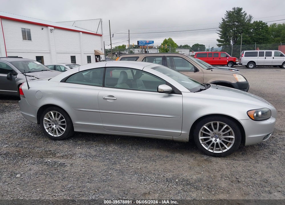 2007 VOLVO C70 T5 VIN: YV1MC68287J015796