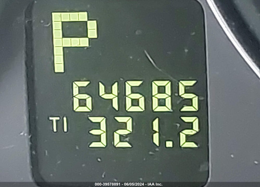 2007 VOLVO C70 T5 VIN: YV1MC68287J015796