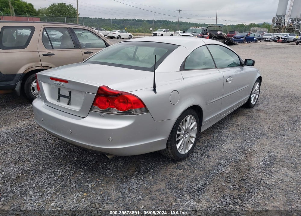 2007 VOLVO C70 T5 VIN: YV1MC68287J015796