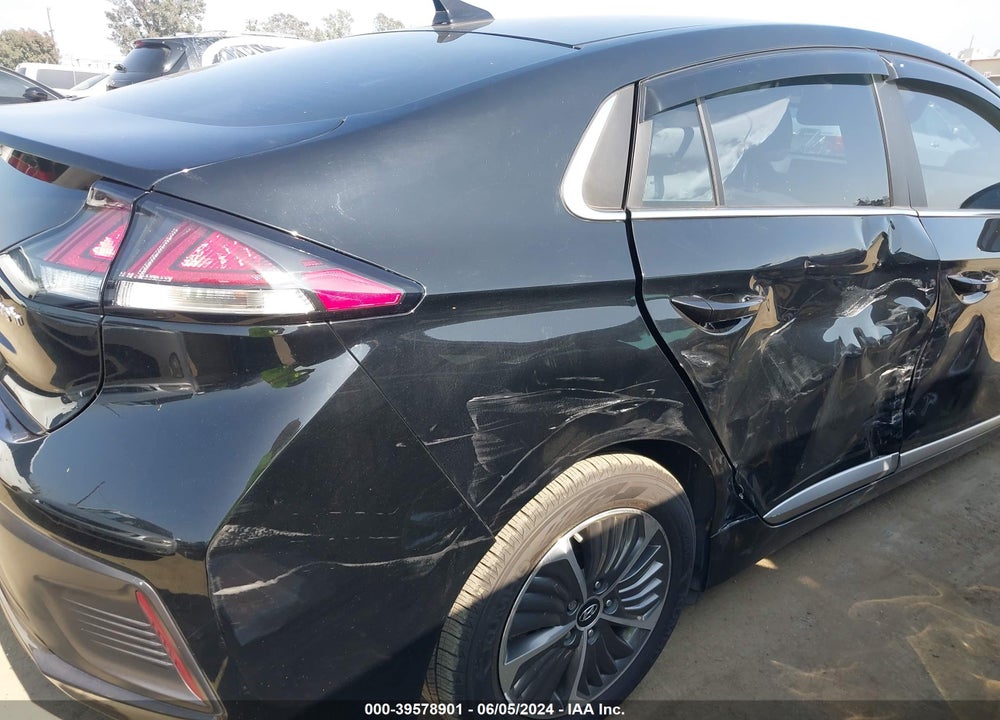 2022 HYUNDAI IONIQ PLUG-IN HYBRID SEL VIN: KMHC75LD6NU276070