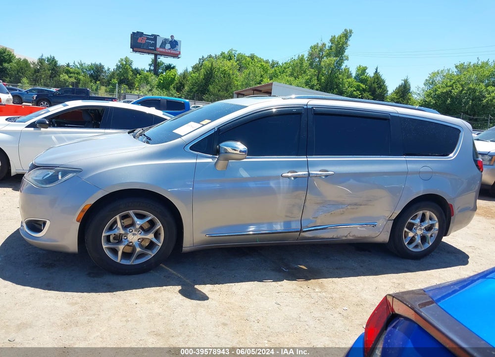 2017 CHRYSLER PACIFICA LIMITED VIN: 2C4RC1GGXHR504273