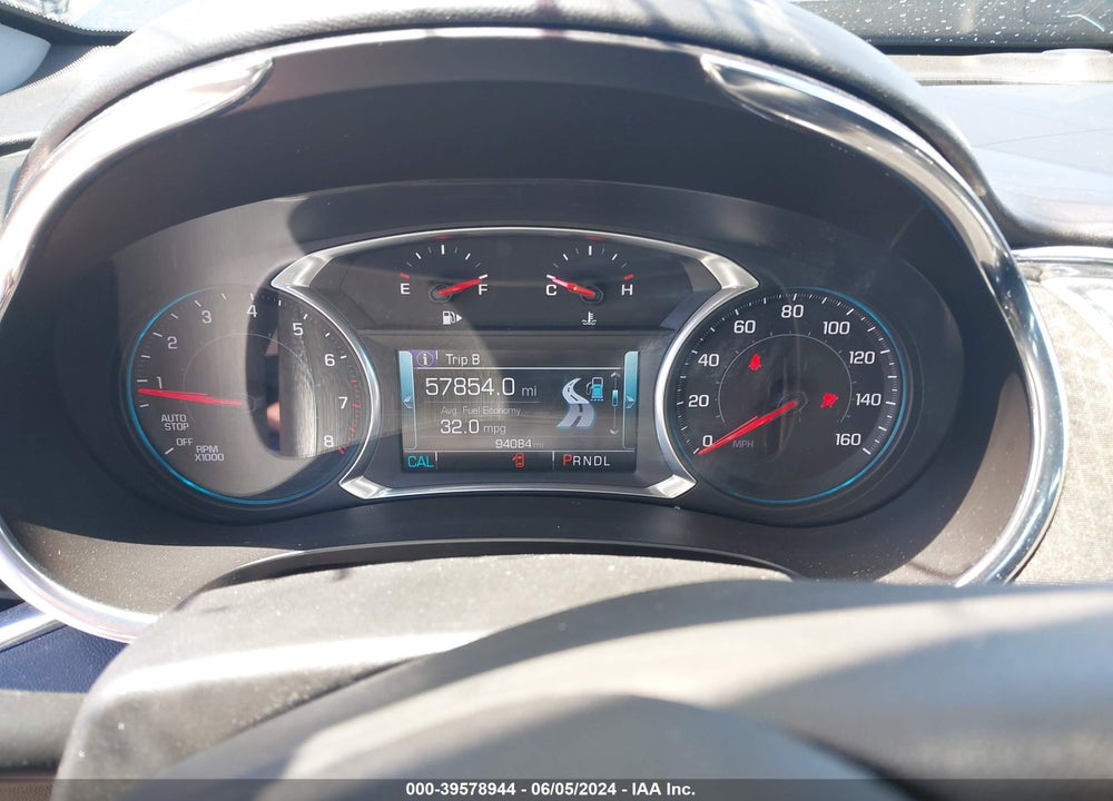 2018 CHEVROLET MALIBU LT VIN: 1G1ZD5ST8JF151854