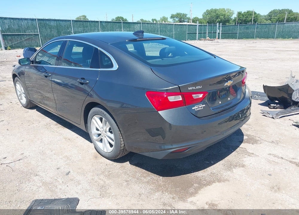 2018 CHEVROLET MALIBU LT VIN: 1G1ZD5ST8JF151854