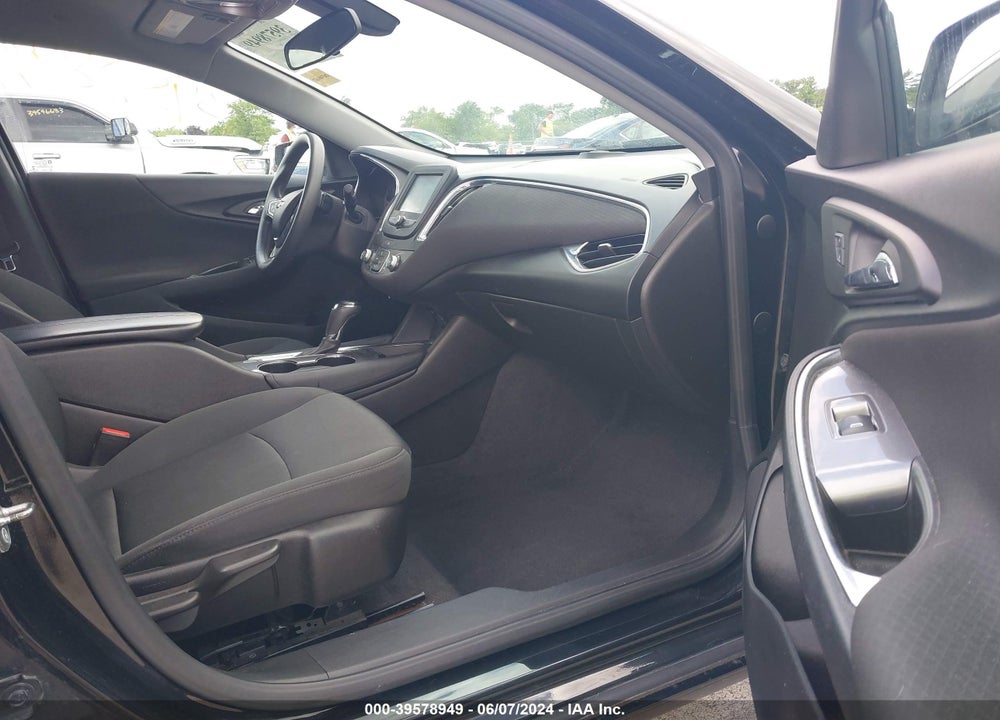 2017 CHEVROLET MALIBU 1LT VIN: 1G1ZE5ST5HF114056